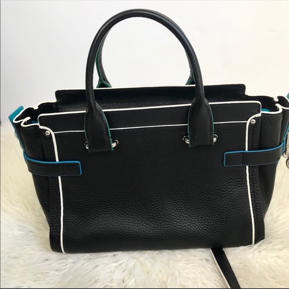 ❌SOLD ❌🖤Coach Swagger 27 RARE🖤 - Picture 7 of 8